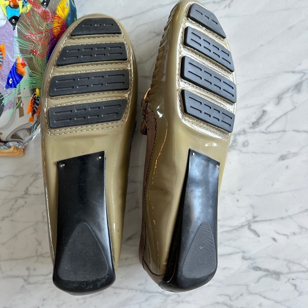 Robert Zur Perlata Driving Loafers, Taupe Patent and True Glove Combo, Size 9 AA - Picture 5 of 9